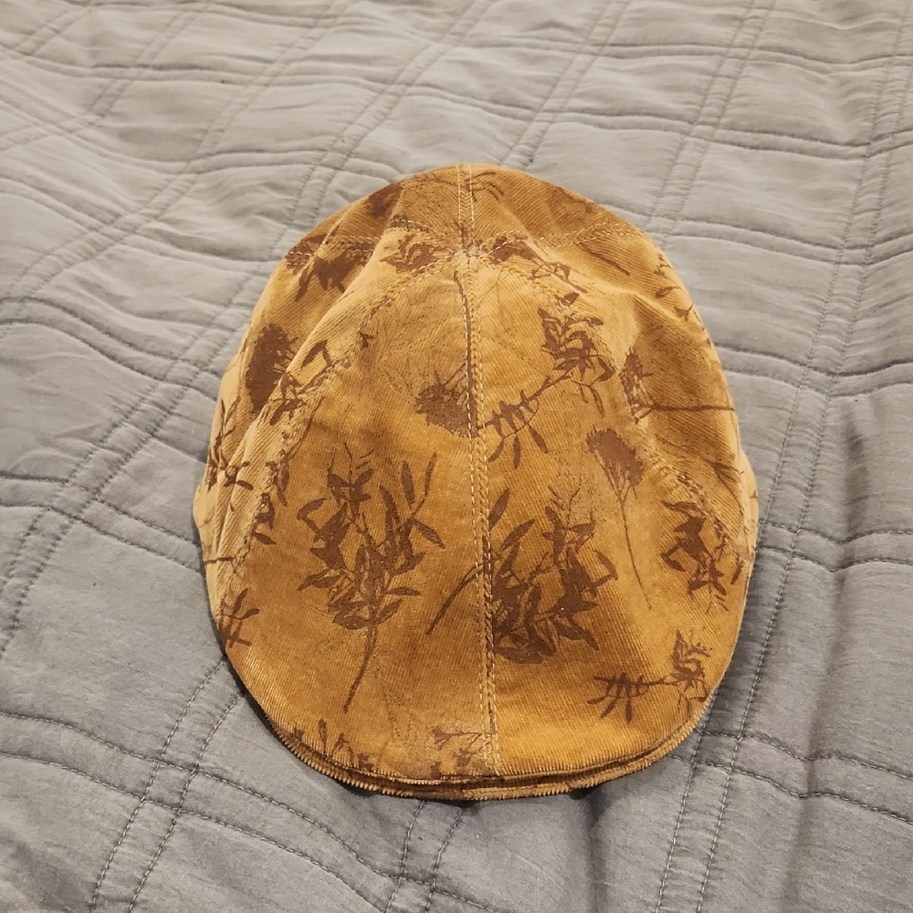 Goorin Bros Camel Colored Floral Men's Flat Cap Size L!